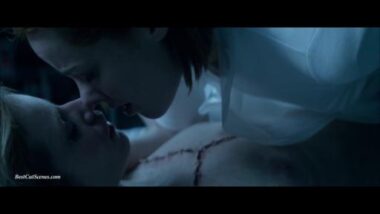 Cody Renee Cameron lesbic necro-rape, The Neon Demon (2016)