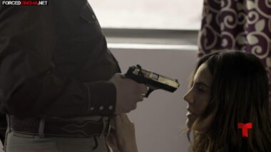 Gaby Espino forced oral, Señora Acero